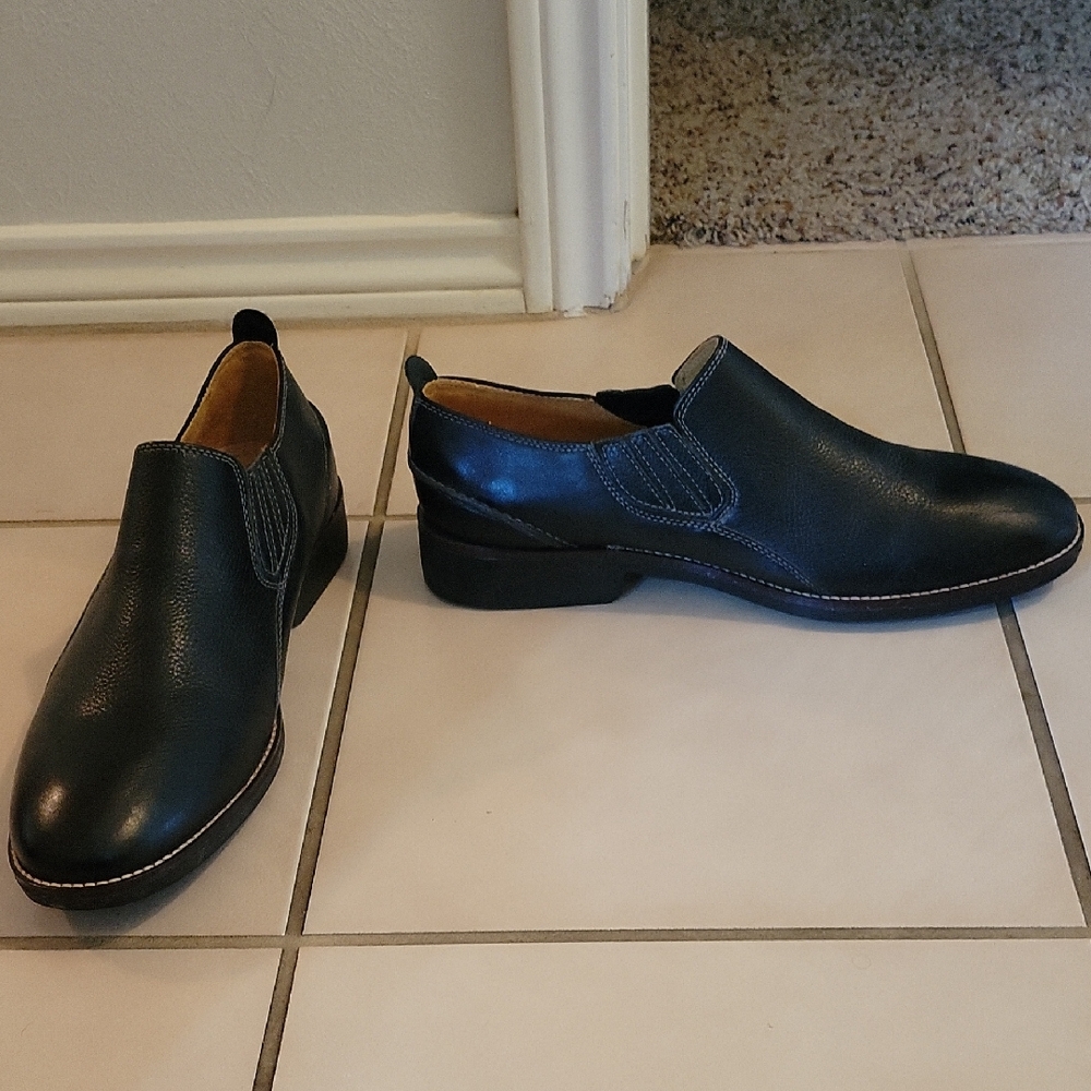 Men's Black Sandro Size 10.5D shoe